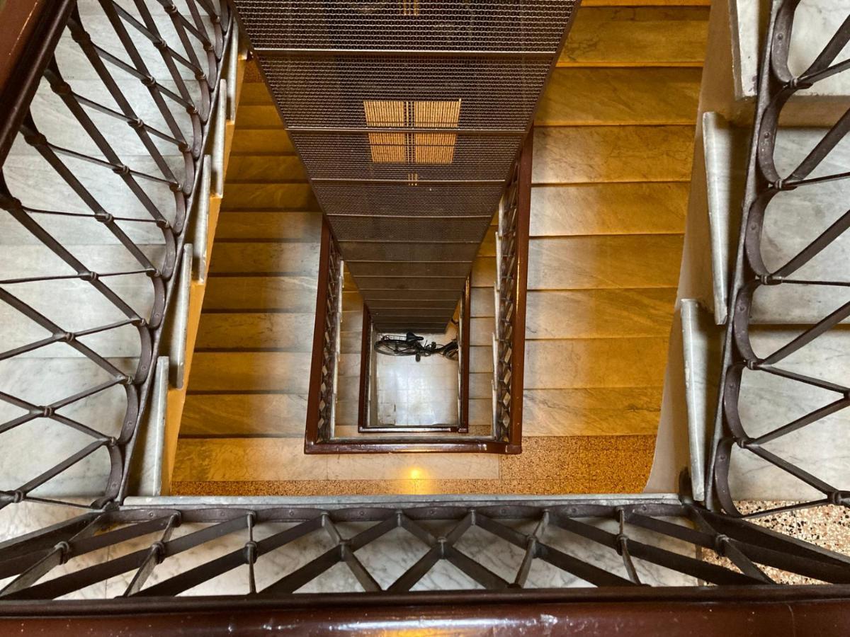 Sunny Flat Near Villa Borghese Roma Exterior foto
